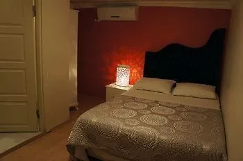 Otel The Bridge 4*